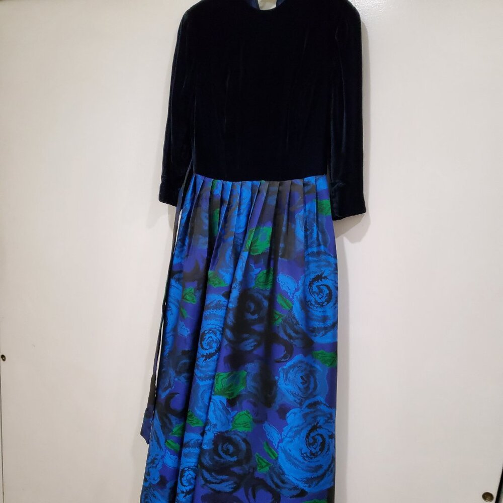 Black Velvet Bodice and colorful Blue & Green floral Skirt Size 2